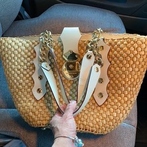 🎈Authentic Michael Kors on Sale 🎈